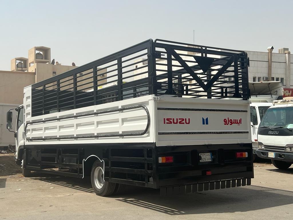 ورشة تصنيع صناديق دينات بالرياض